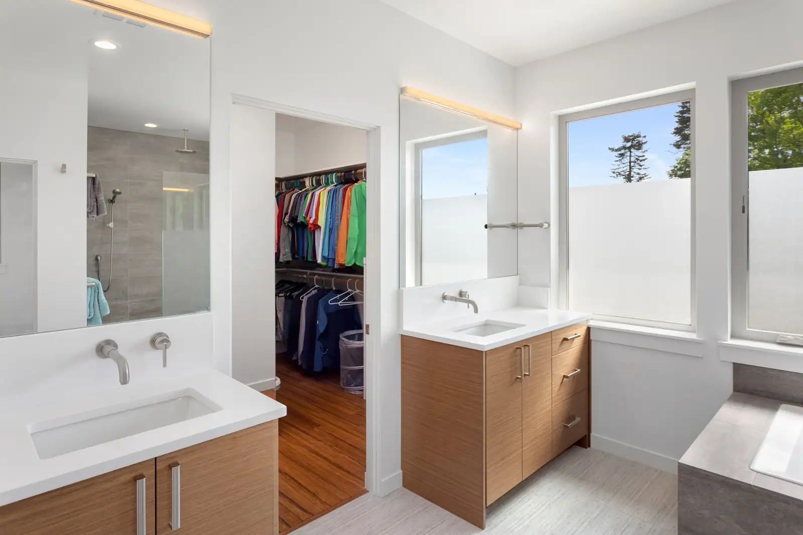 Bathroom Remodels photo