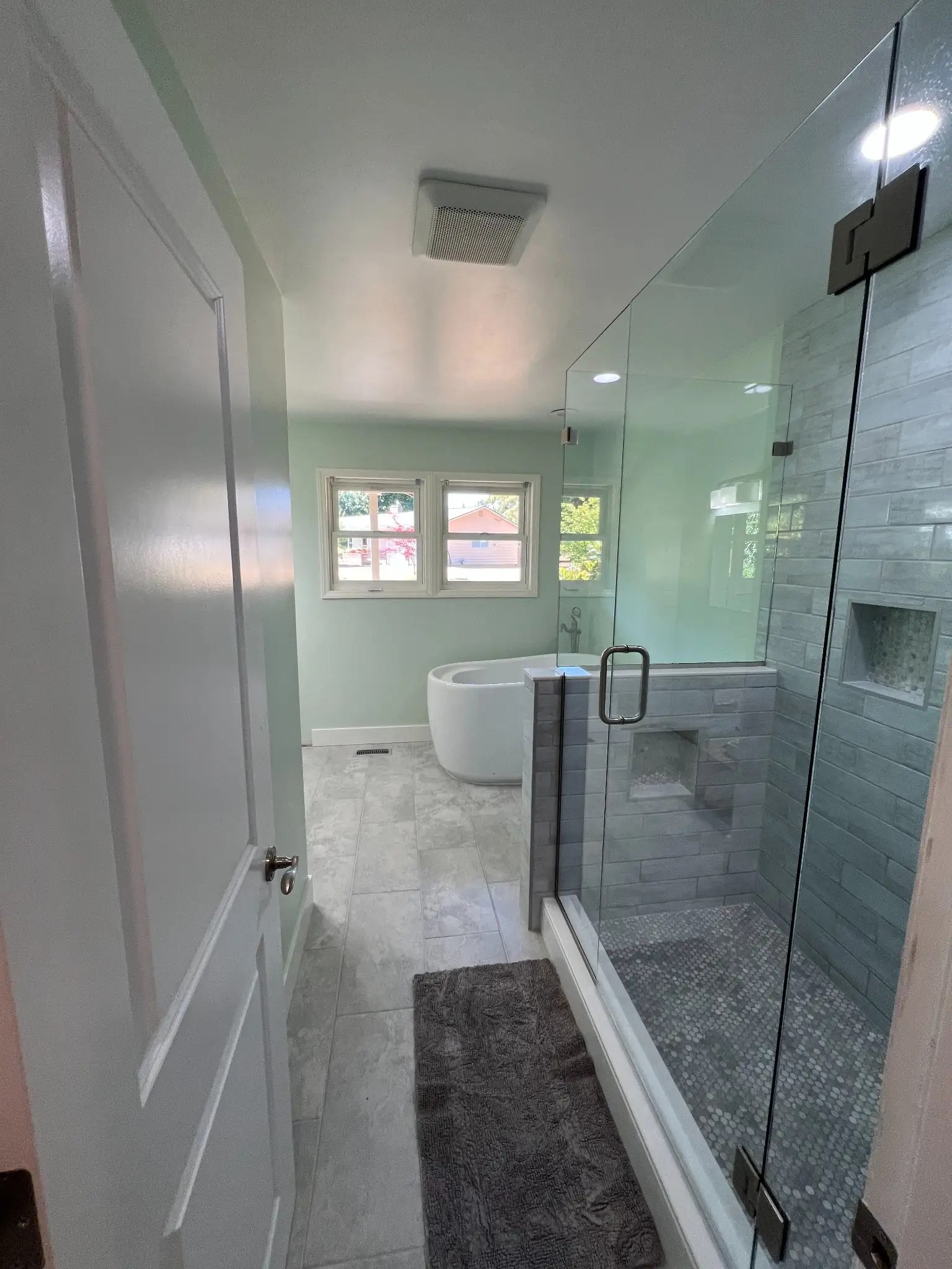 Bathroom Remodels photo