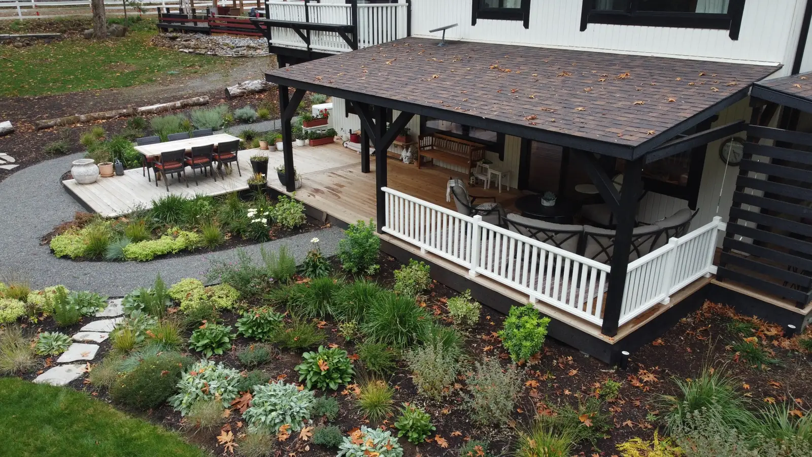 Decking / Outdoor Living photo