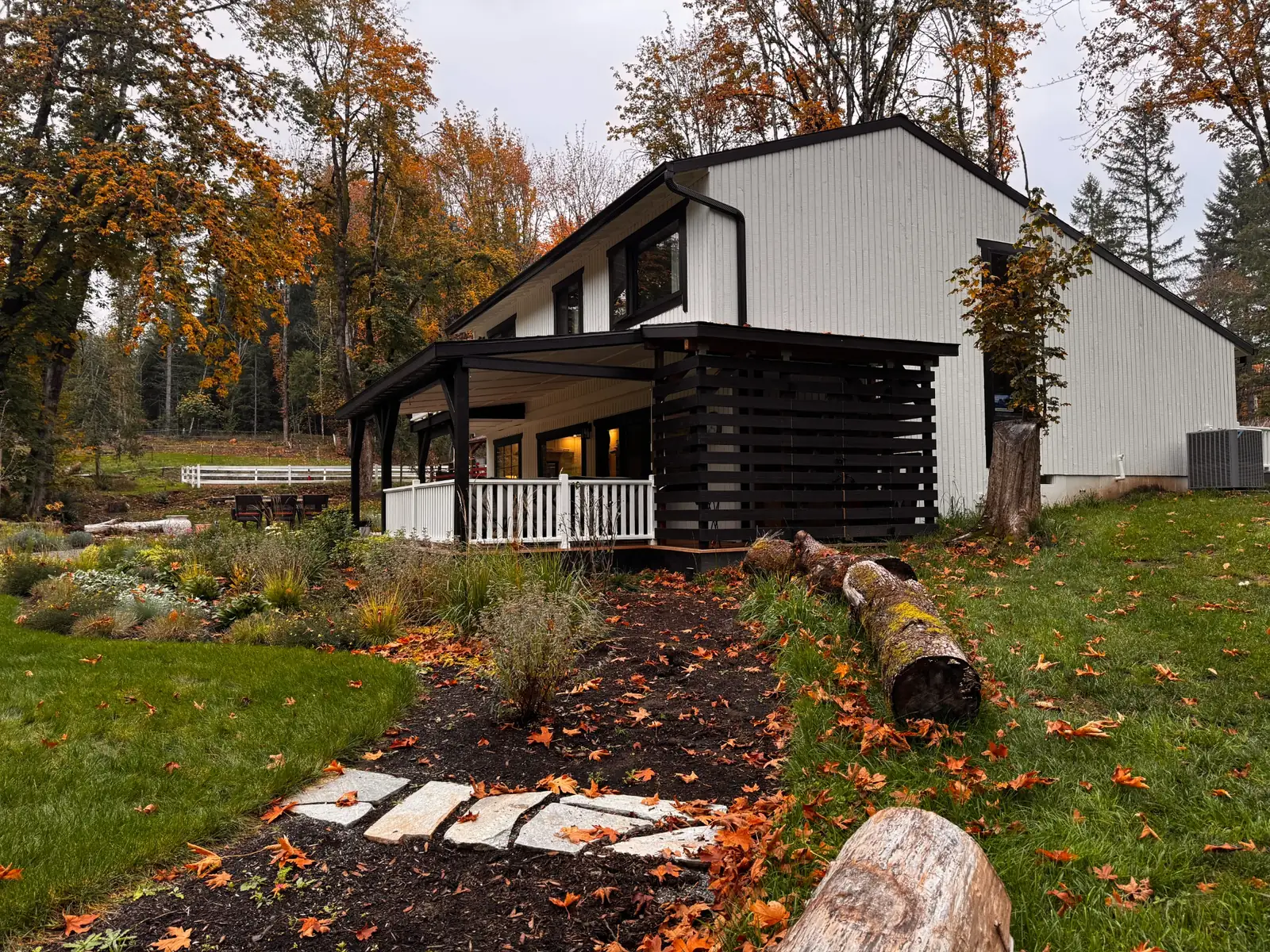 Decking / Outdoor Living photo