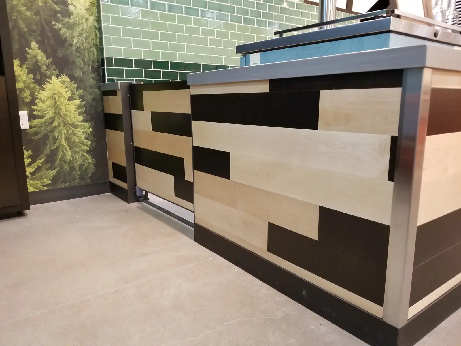 Finish Carpentry / Custom Work photo