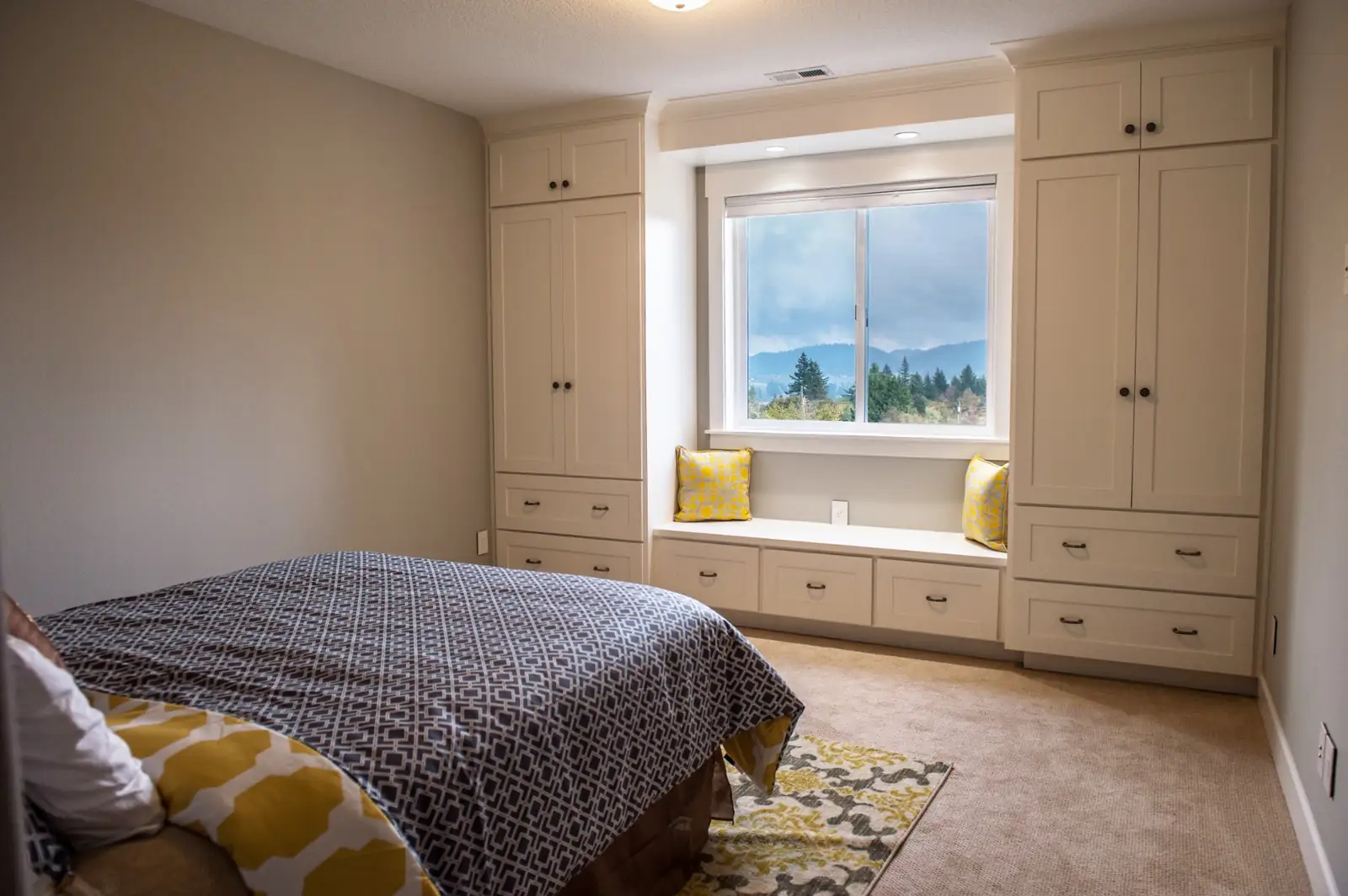 Finish Carpentry / Custom Work photo